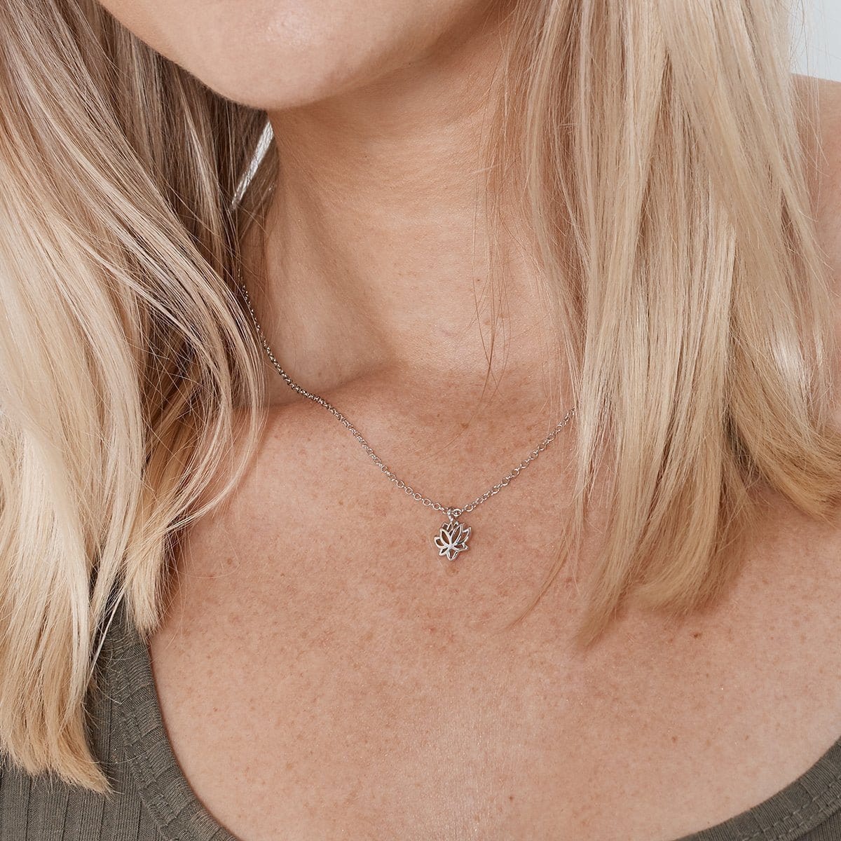 Bonus Mom Lotus Necklace